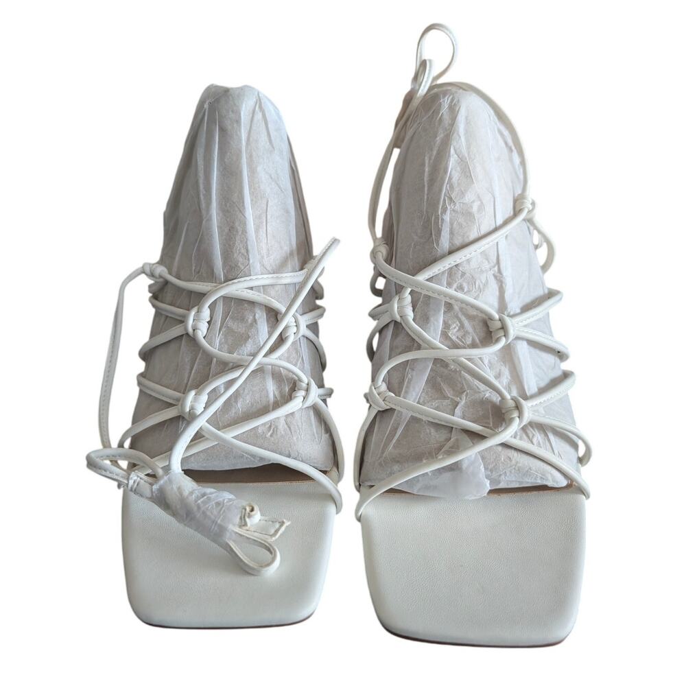 Faryl By Farylrobin Zayne‎ Womens 12 White Block Heel Square Toe Strap Closure